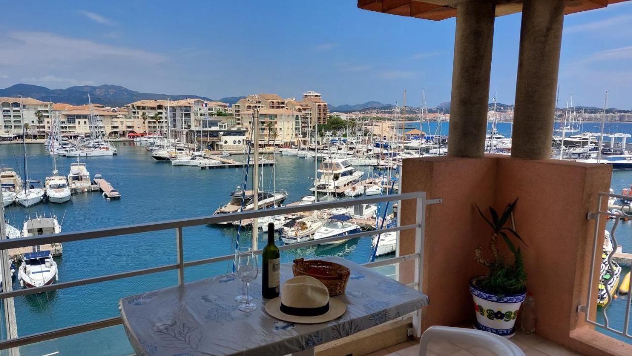 Boutique Apartment Hirondelle Port Fréjus Exteriör bild