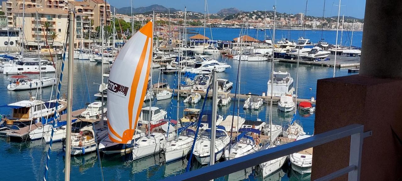Boutique Apartment Hirondelle Port Fréjus Exteriör bild