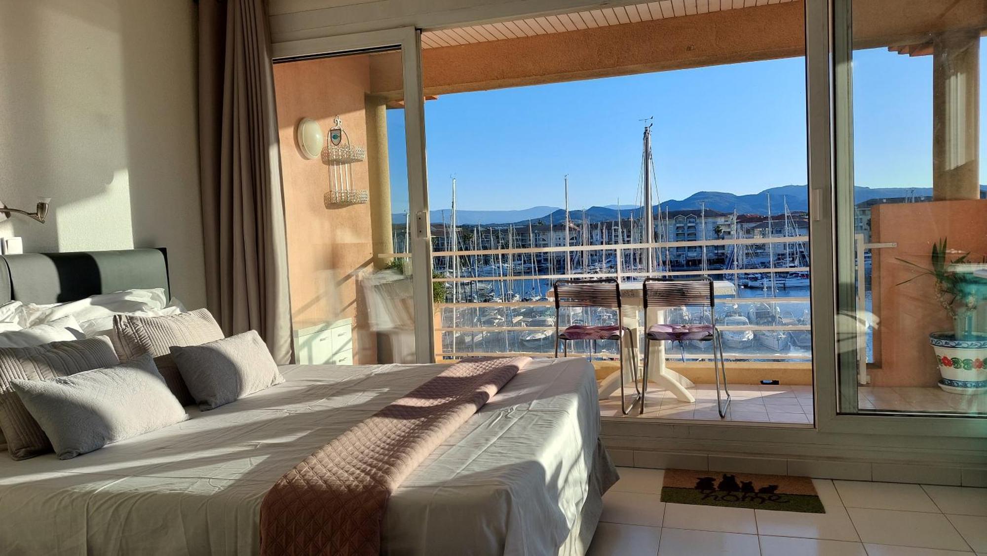 Boutique Apartment Hirondelle Port Fréjus Exteriör bild